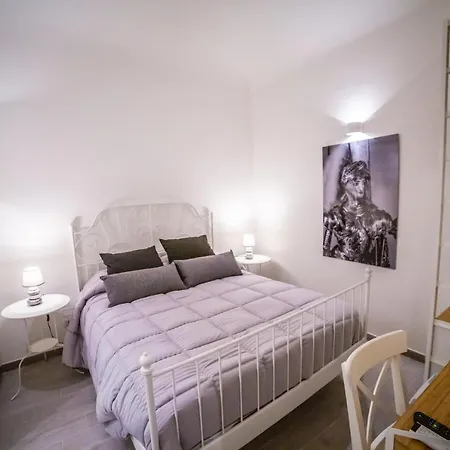 Opera Dei Pupi Alojamento de Acomodação e Pequeno-almoço