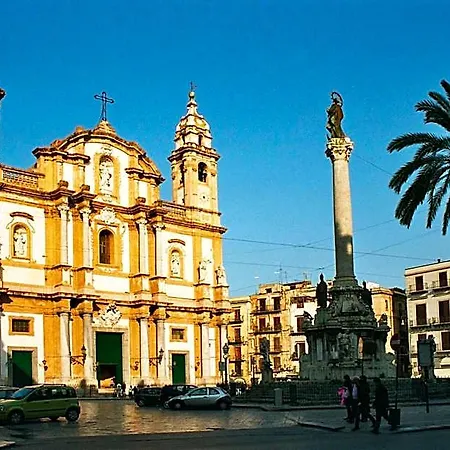 Opera Dei Pupi Bed & Breakfast 4*
